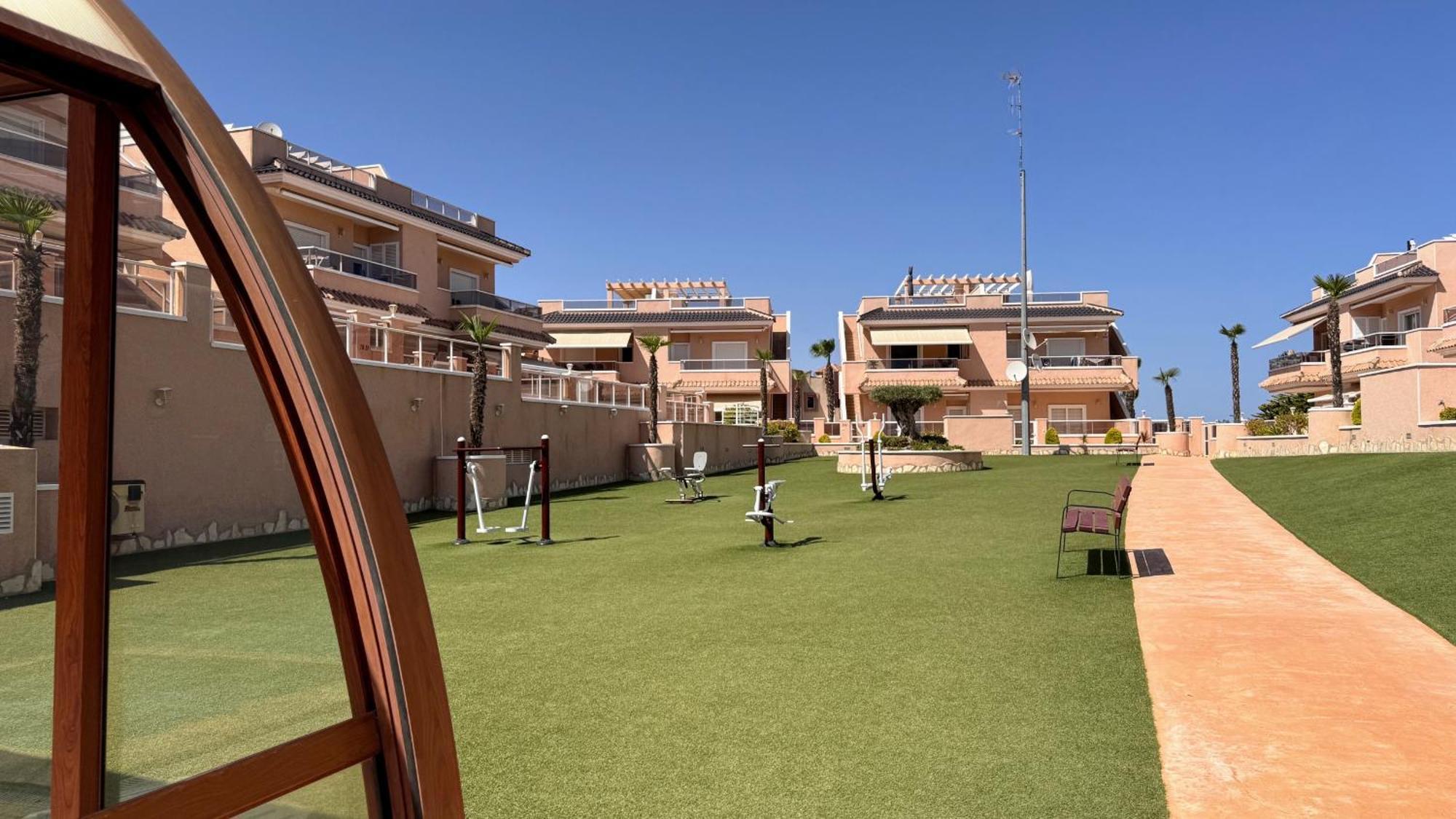 Apartments Punta Prima Indoor & Outdoor Pool Torrevieja Ngoại thất bức ảnh